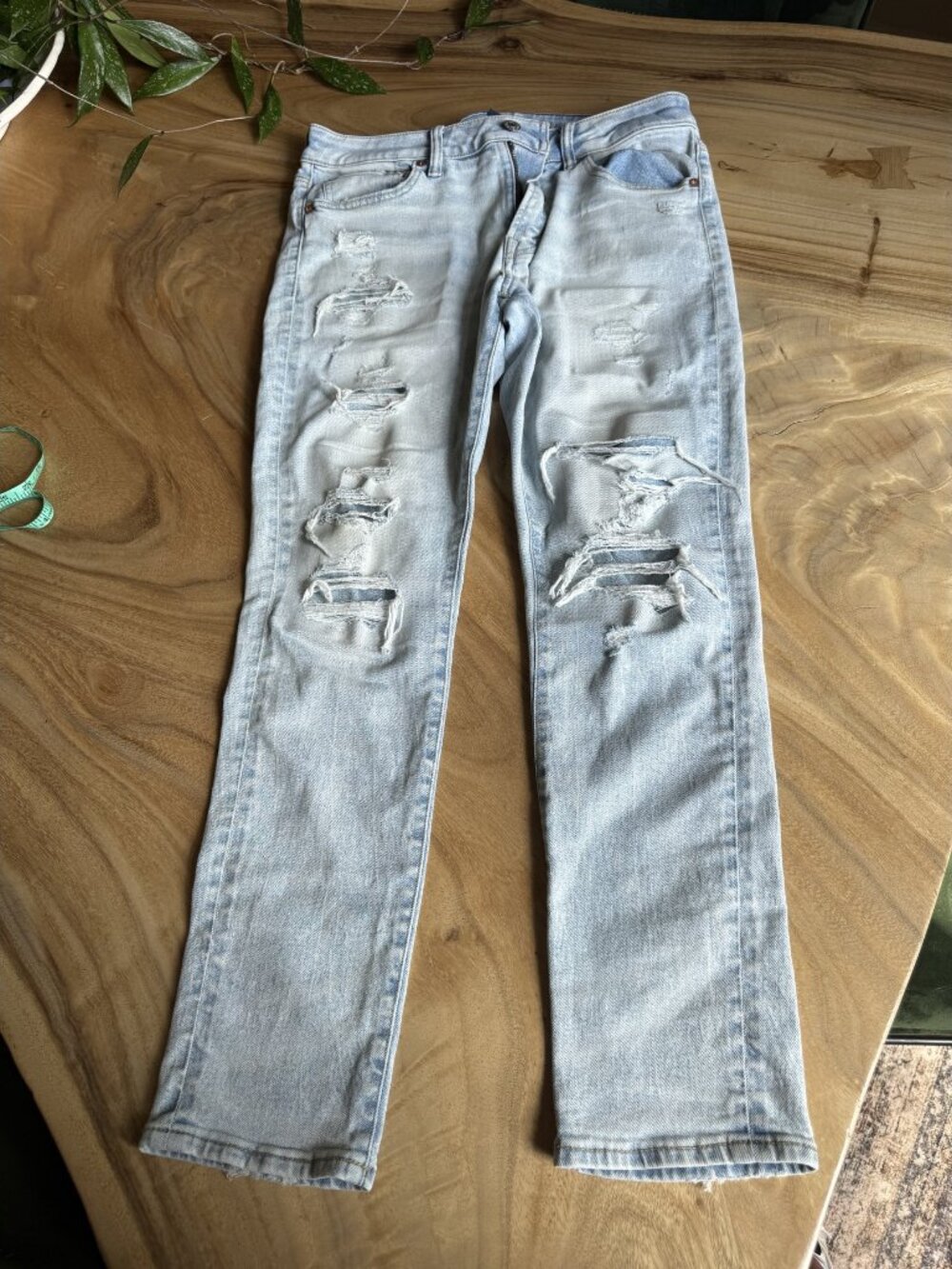 American Eagle AirFlex Distressed Straight Jeans Light Wash Men's 33x30